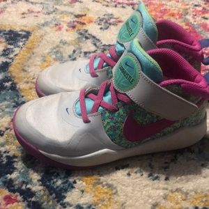 Nike Kids' Preschool Hustle D 9 Basketball Shoes DC1994 001